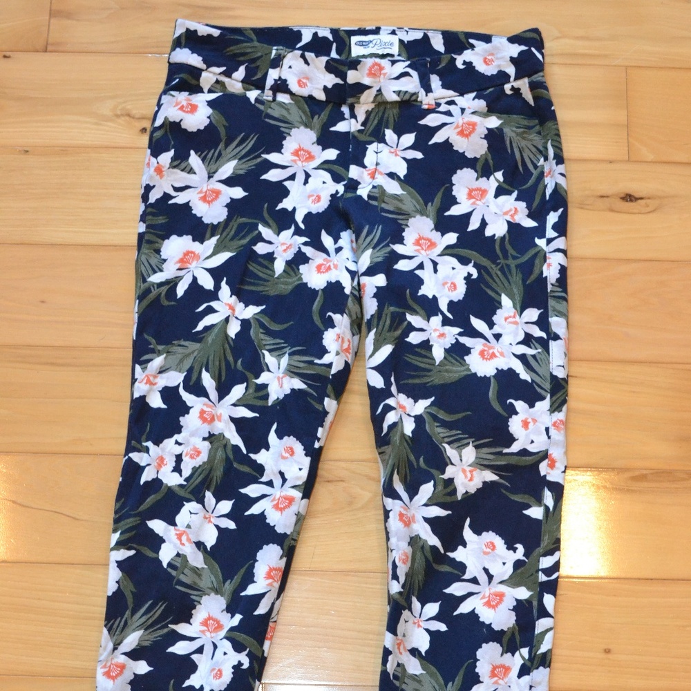Old navy the pixie PANTS 4 navy blue floral the LE